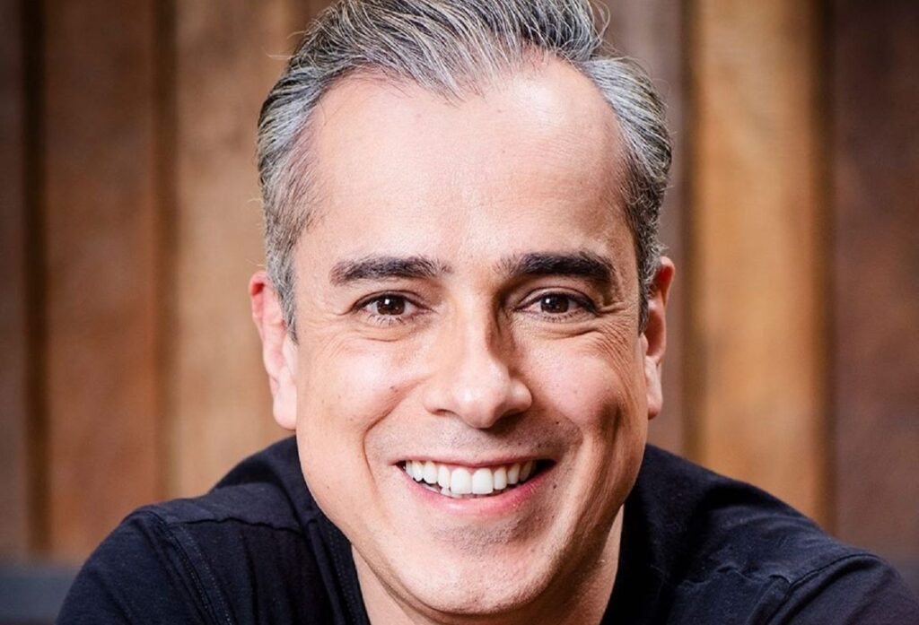El karma que tuvieron que pagar algunos actores por ser villanos Por ser antagonistas de series y novelas, muchos actores sufren la ira, el acoso y las amenazas del público.