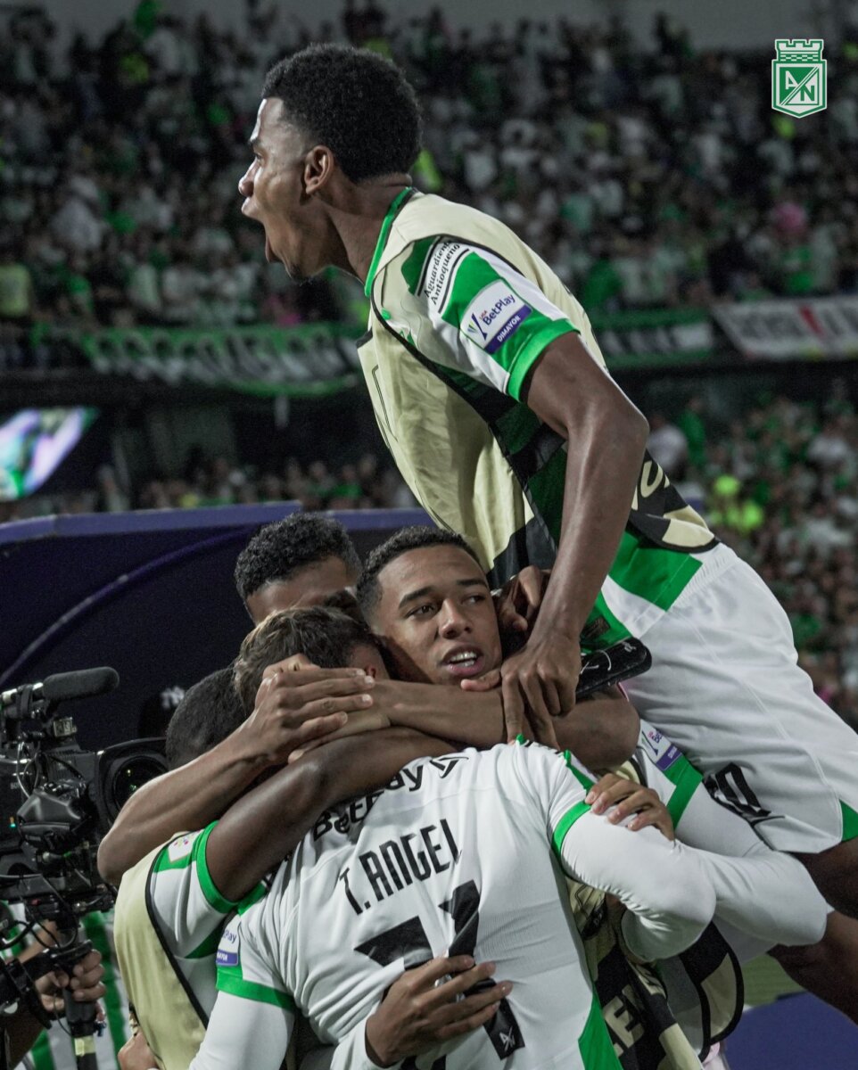 ¿La historia está del lado verde? El título sigue sin dueño, tras el empate 0-0 entre Nacional y Millonarios en la primera parte de esta histórica final. Todo se define mañana, a las 7:00 p. m., en El Campín. 