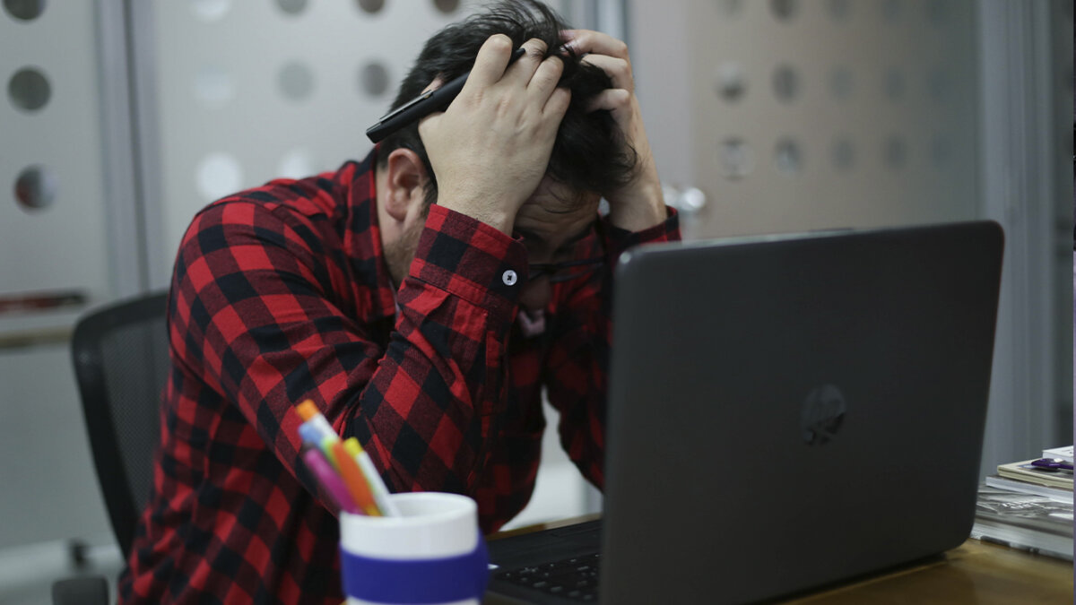4 estrategias para mejorar la salud mental en las personas 10 4 estrategias para mejorar la salud mental en las personas Actualmente, algunas enfermedades como la depresión, la ansiedad, la esquizofrenia, y en general las patologías mentales, son cada vez más reconocidas y existe mayor conciencia de trato sobre estas.