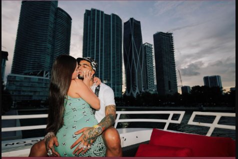 Anuel no se dejó "echar tierrita" y ya presentó a su nueva novia La vida amorosa de Anuel no ha dejado de estar en el ojo público desde su separación con Karol G, ya que el cantante puertorriqueño después de este episodio se casó con Yailin 'La Más Viral', con quien tuvo una hija, pero esta relación también fracasó y actualmente ambos artistas están en proceso de divorcio.