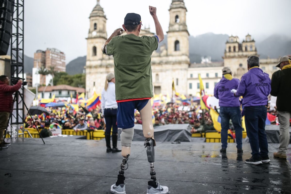 Así se vivió la marcha de la oposición al Gobierno de Gustavo Petro Durante este miércoles se llevó a cabo una nueva jornada de manifestaciones en el país, en esta ocasión fueron los opositores a la gestión del gobierno de Gustavo Petro quienes se tomaron las calles para mostrar su rechazo a las decisiones tomadas por la actual presidencia de Colombia.