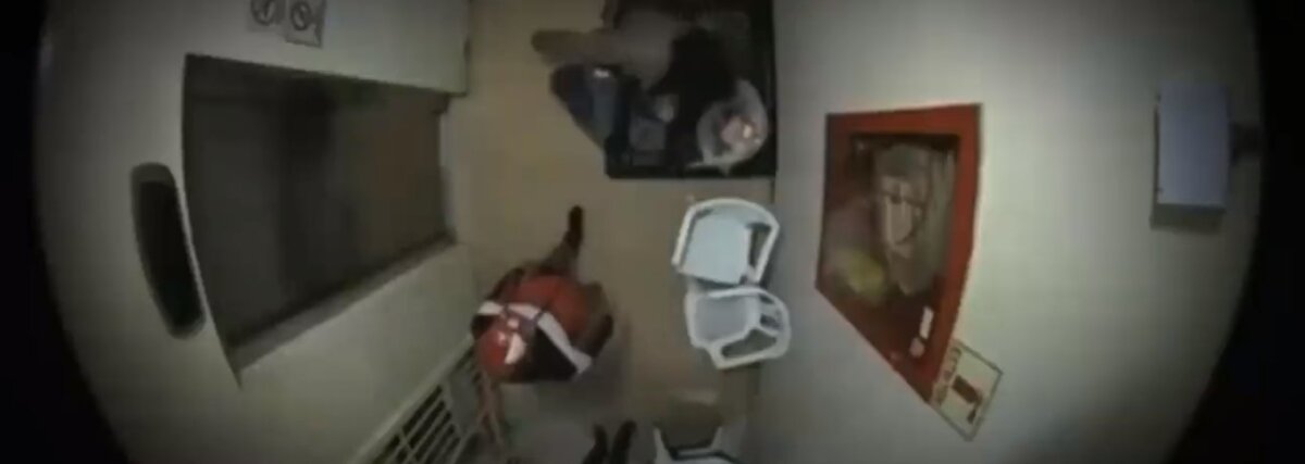 Capturaron a 8 sujetos por el asesinato de un presunto abusador sexual 3 Capturaron a 8 sujetos por el asesinato de un presunto abusador sexual Entre los capturados se encuentran dos policías que, presuntamente, también participaron en la golpiza que acabó con la vida del señalado abusador.