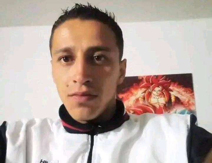 Crimen de Eduard en Ciudad Bolívar 2 Crimen de Eduard en Ciudad Bolívar Cuentan los habitantes del barrio San Francisco (en Ciudad Bolívar) que la tarde del miércoles se registró un homicidio por arma de fuego y que este hecho los dejó con los pelos de punta. Dicen que la zona es tranquila y que este tipo de crímenes no ocurren desde hace muchos años.