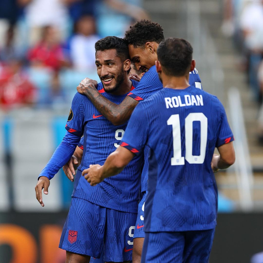 El delantero colombiano que la rompe con Estados Unidos en la Copa de Oro 1 El delantero colombiano que la rompe con Estados Unidos en la Copa de Oro El hijo del exfutbolista colombiano David Ferreira y delantero de la Selección de Estados Unidos, Jesús Ferreira, brilla con el equipo mayor en la Copa de Oro, donde ya registra seis goles y pinta como una de las figuras del torneo.