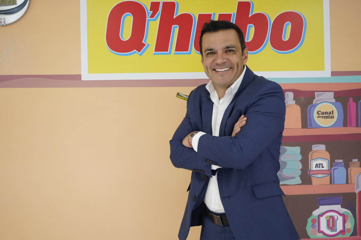 El regreso de Juan Diego Alvira a la televisión Juan Diego Alvira reveló los motivos que lo llevaron a renunciar a Noticias Caracol y a la Revista Semana. También, nos contó algunos de sus secretos y lo que viene para su vida con sus nuevos proyectos.