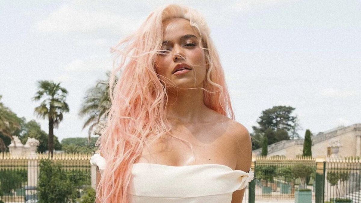 Esta fue la canción que Karol G se negó a grabar porque hablaba de drogas El tema lanzado en el 2018 iba a ser una colaboración entre Becky G y la colombiana, sin embargo la letra no terminó convenciendo a Karol G ¿qué canción era?