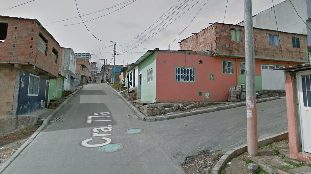 Una bala frustró su sueño americano 1 Una bala frustró su sueño americano Kevin, de 23 años, se encontraba en Estados Unidos trabajando para darle una mejor calidad de vida a su familia, pero lamentablemente falleció tras ser alcanzado por una bala perdida. Les contamos la trágica historia.