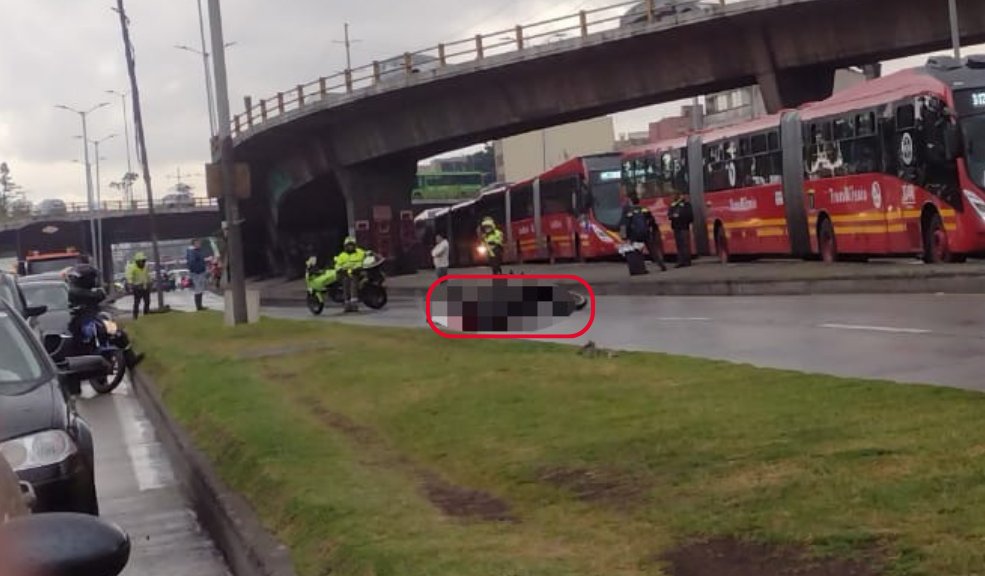 Grave accidente de tránsito cobró la vida de un motociclista en la Carrera 30 El accidente se presentó entre un motociclista y un camión de carga sobre la Carrera 30 con Calle 45.