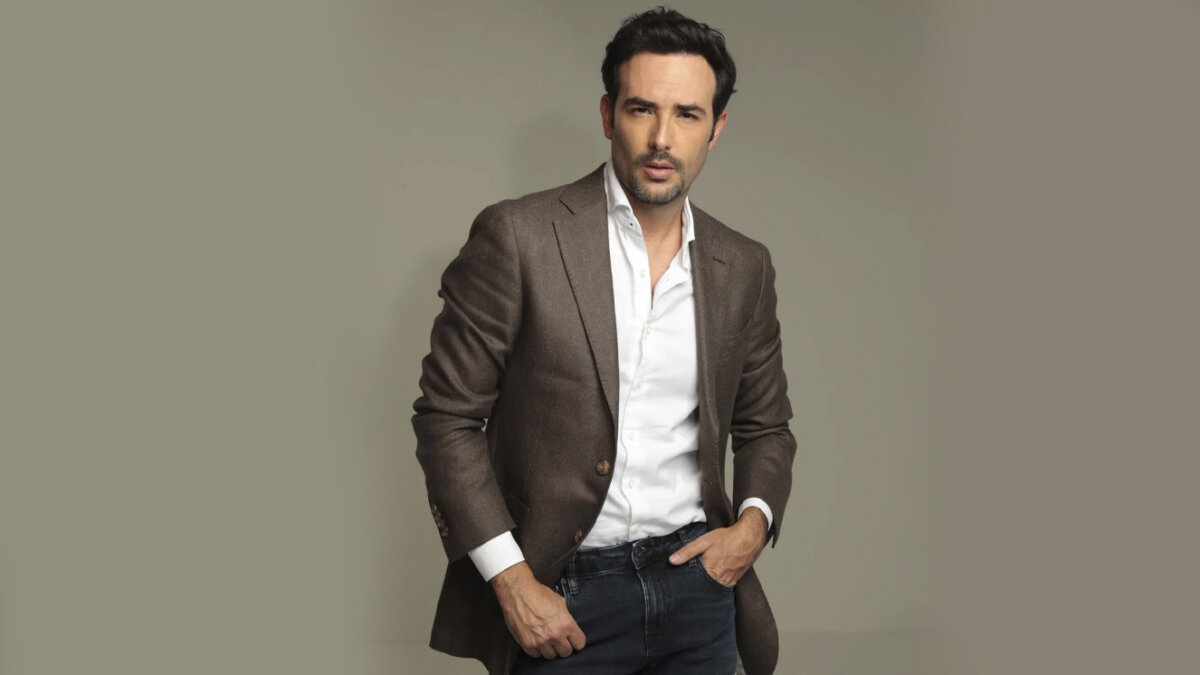 Lo más buscado de Sebastián Martínez Estas son algunas de las preguntas que las personas más se hacen sobre la vida del actor Sebastián Martínez.