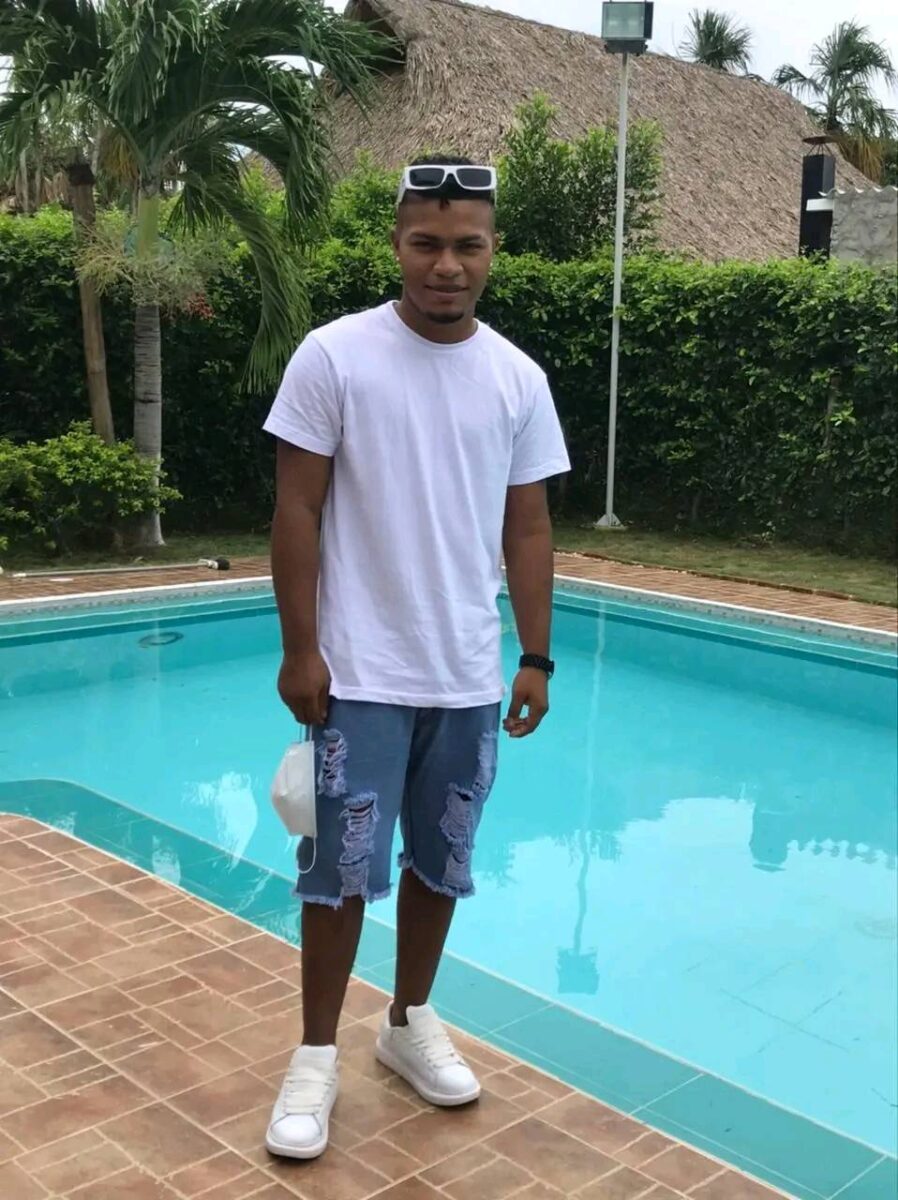 Robo en lavadero acabó con la vida de David en Fontibón Un día después de haber celebrado su cumpleaños número 23, Bryan David Noel fue asesinado tras haber recibido un disparo por unos delincuentes que entraron a robar el lunes a un lavadero del sector de Fontibón.