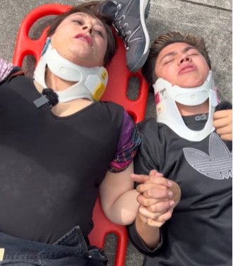 Le dan palo a Alina Lozano y Jim Velásquez por fingir accidente 1 Le dan palo a Alina Lozano y Jim Velásquez por fingir accidente Alina Lozano y Jim Velásquez fueron fuertemente criticados por fingir haber sufrido un accidente de tránsito.