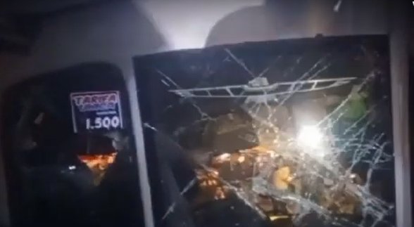 Aparatoso accidente de tránsito dejó 15 heridos en la Av. Boyacá Grave accidente de un bus dejó 15 heridos.