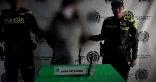 En Engativá: un menor y un policía resultaron heridos en medio de un atraco