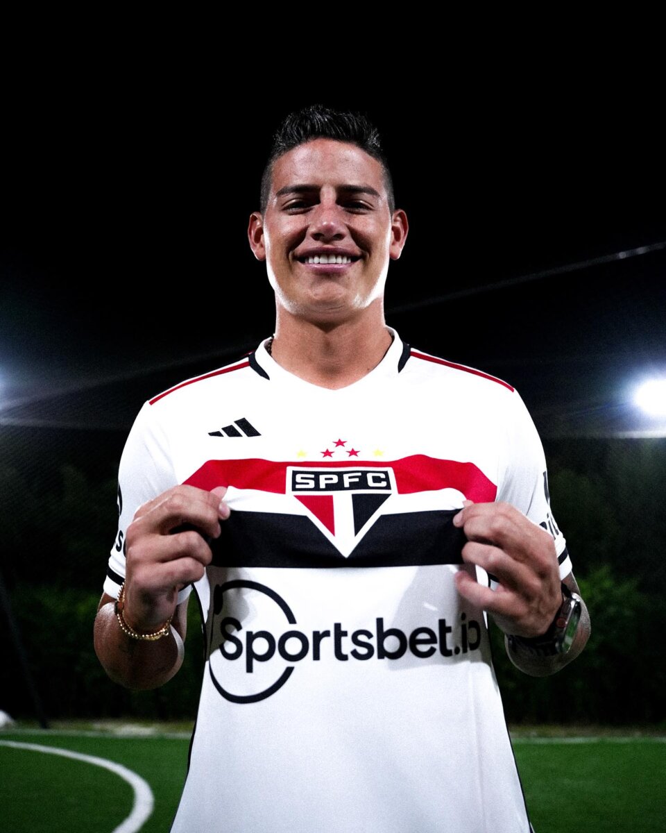 ¡Confirmado! James Rodríguez es nuevo jugador de Sao Paulo de Brasil 1 ¡Confirmado! James Rodríguez es nuevo jugador de Sao Paulo de Brasil A través de un emotivo mensaje, el club brasileño Sao Paulo, confirmó la llegada de James al equipo.