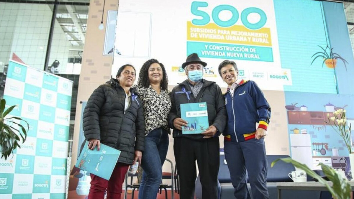 ¡Pilas! Hasta este 31 de julio podrá inscribirse para acceder a subsidios de vivienda en Bogotá Hasta el próximo lunes se vence el plazo para inscribirse a la Oferta Preferente, la convocatoria para acceder a subsidios de vivienda, tanto de interés social (VIS) como prioritaria (VIP), con el Distrito a través de la Secretaría del Hábitat.