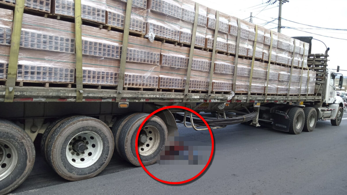 Accidente de tránsito deja un peatón muerto en la Autopista Sur Un peatón falleció tras ser arrollado por un vehículo de carga pesada en la Autopista Sur.