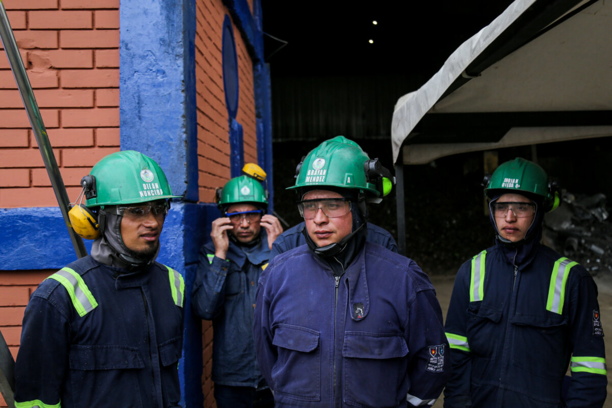 Alarma por brecha de género en grandes empresas de Bogotá A pesar de los esfuerzos por avanzar en equidad de género, la participación laboral de las mujeres en Bogotá sigue siendo una preocupación.
