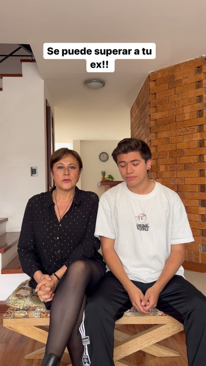 Alina Lozano y Jim Velásquez ya no harán más contenido juntos 1 Alina Lozano y Jim Velásquez ya no harán más contenido juntos A través de un conmovedor video, la pareja de actores, Alina Lozano y Jim Velásquez anunciaron que ya no harán más contendido juntos para redes sociales.