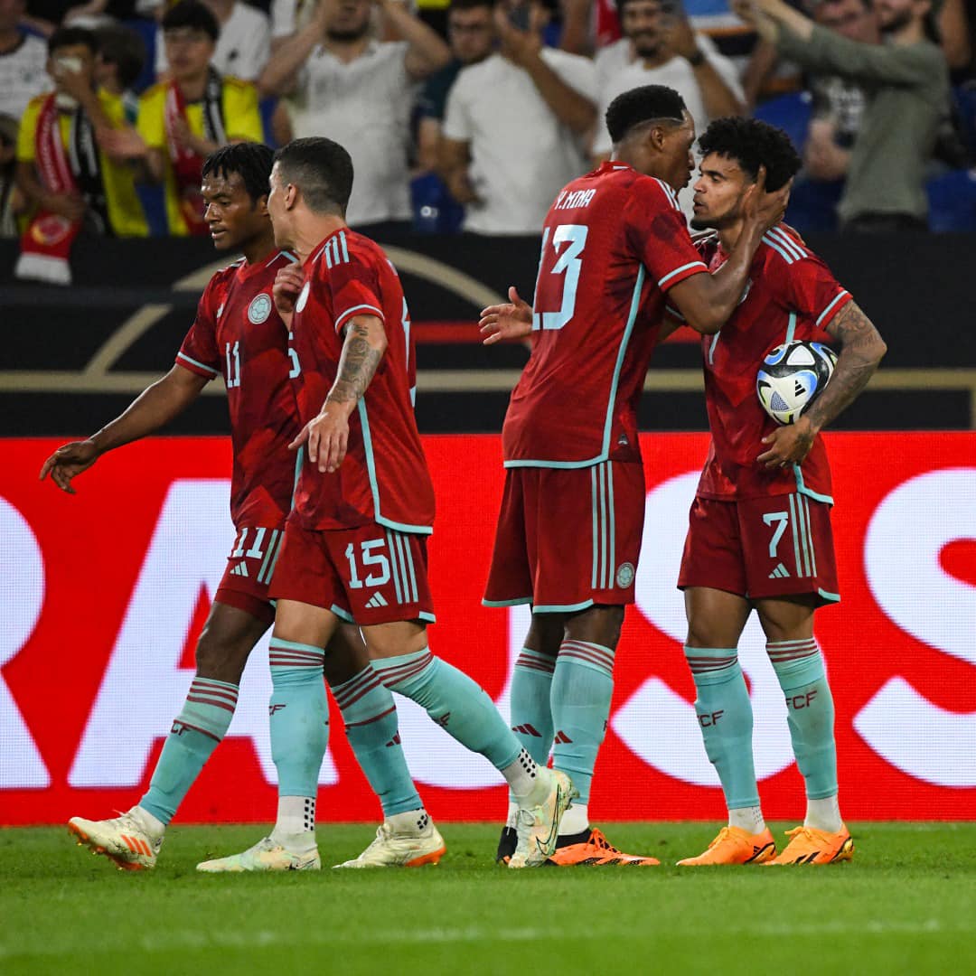 Así llegan las figuras de la Selección para los partidos de las Eliminatorias 1 Así llegan las figuras de la Selección para los partidos de las Eliminatorias Cinco de las figuras de la selección colombiana de fútbol, citadas hoy por el entrenador Néstor Lorenzo para jugar los dos primeros duelos de las Eliminatorias al Mundial de México/Estados Unidos/Canadá 2026, llegan con poco tiempo de juego por razones que van desde las lesiones hasta el bajo rendimiento.