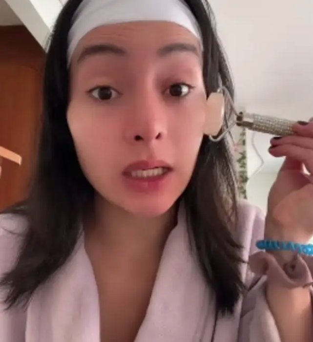Joven bogotana asegura haber tenido un novio extraterrestre 1 Joven bogotana asegura haber tenido un novio extraterrestre Esta es la mujer que asegura haber tenido una relación con un extraterrestre.