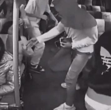 EN VIDEO: Así atracaron a los pasajeros de una flota en Facatativá 1 EN VIDEO: Así atracaron a los pasajeros de una flota en Facatativá