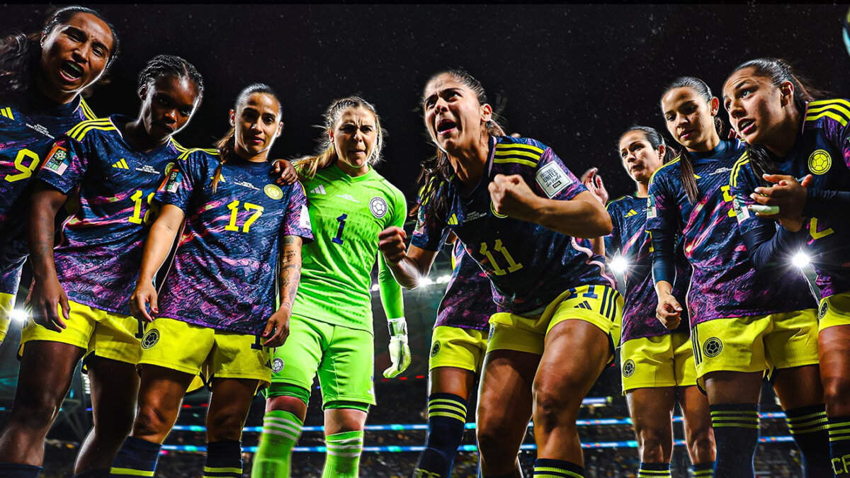 Colombia no fue a pasear, fue a competir y ganar Los hinchas de la Selección Colombia Femenina no paramos de erizarnos y repetir una y otra vez elhistórico triunfo ante Alemania en el Mundial Femenino de Australia/Nueva Zelanda, victoria que quedará guardada en la mente de todos los colombianos.
