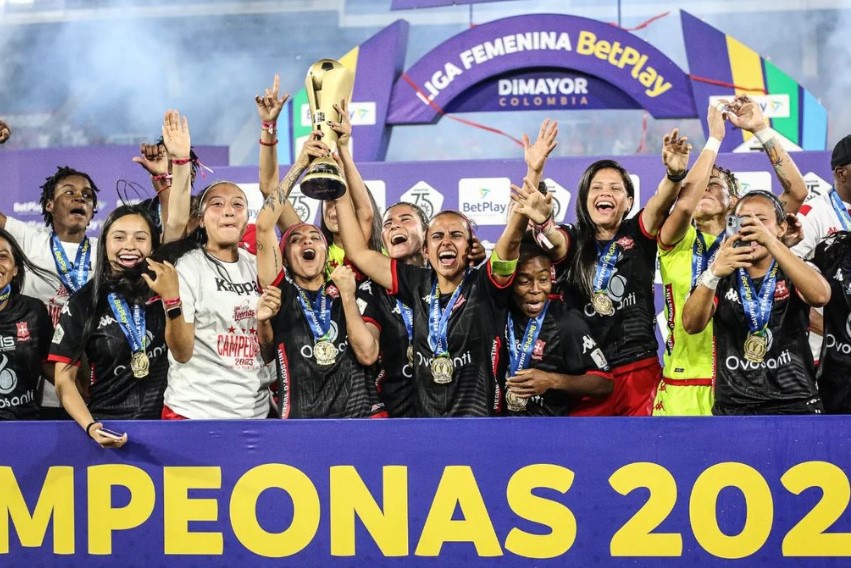 Se definieron las sedes de la Copa Libertadores Femenina que se disputará en el país 1 Se definieron las sedes de la Copa Libertadores Femenina que se disputará en el país En total serán 16 los equipos del continente que disputarán la Copa Libertadores Femenina en Colombia, del 5 al 21 de octubre, y que tendrá como representantes del país a Independiente Santa Fe, América de Cali y Atlético Nacional.