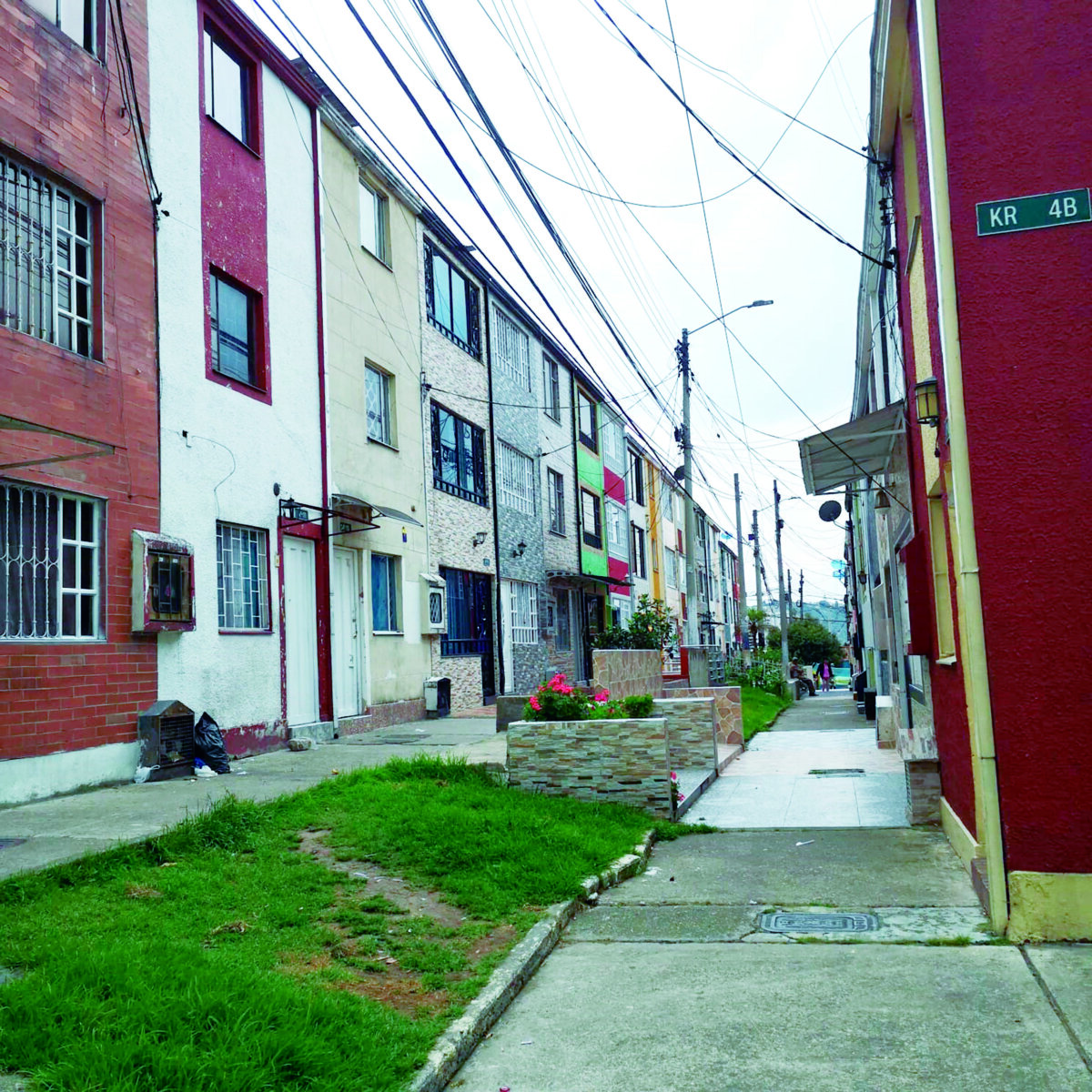 Familiares de David piden esclarecer el crimen a puñal que le costó la vida en San Cristóbal Los familiares de David Triana, el joven que fue apuñalado a manos de la actual pareja de su ex en una vivienda del barrio San Isidro, en San Cristóbal, contaron detalles de lo que realmente habría ocurrido el día de la tragedia, y le exigieron celeridad a las autoridades en la investigación del caso.