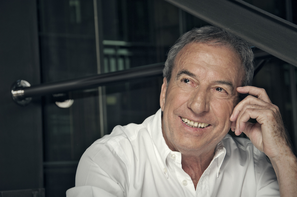 José Luis Perales desmiente noticia falsa sobre su muerte A través de un video, el cantautor español, José Luis Perales, desmintió los falsos rumores que se conocieron en redes sociales sobre su supuesta muerte.