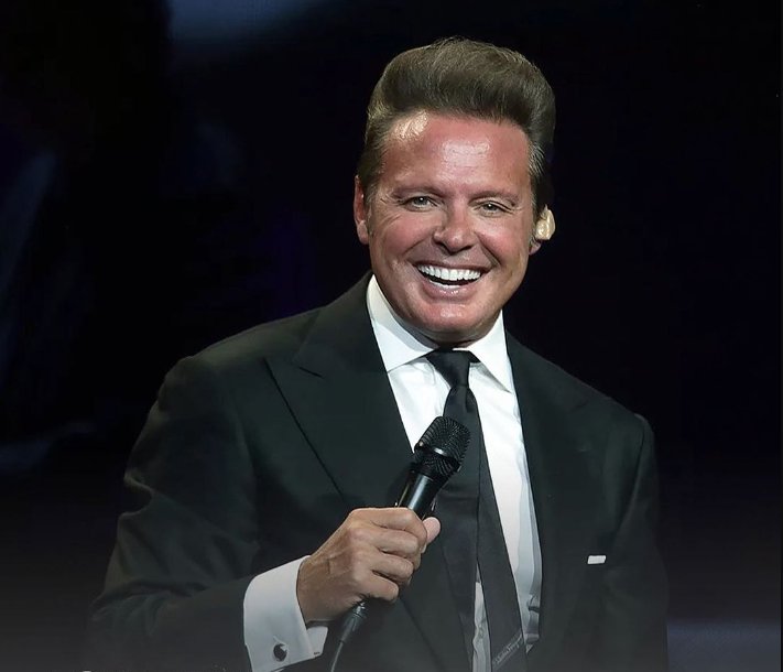 Luis Miguel incluye a Colombia en su regreso a los escenarios 1 Luis Miguel incluye a Colombia en su regreso a los escenarios El ‘Sol de México’ está de vuelta en los escenarios y Colombia hace parte de las paradas de su gira.