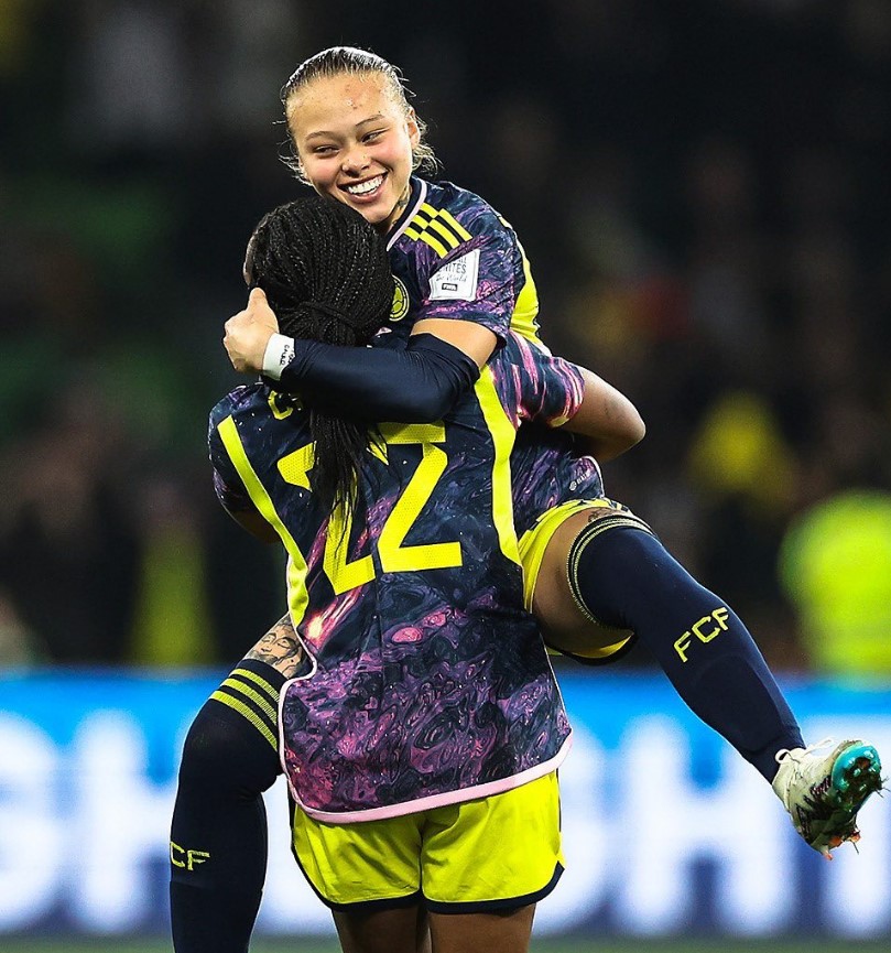 Mundial Femenino: a madrugar y apoyar a las 'Superpoderosas' por la gran hazaña Mañana Colombia se enfrentará a Inglaterra por el paso a semifinales del Mundial Femenino, donde ya esperan Suecia y España. Australia y Francia definen la otra clasificada mañana a desde las 2:00 a.m..