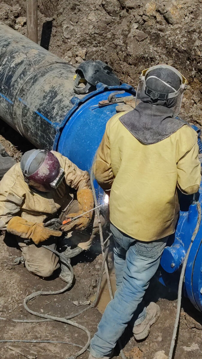 Pille los cortes de agua programados para este martes 1 Pille los cortes de agua programados para este martes Debido a obras de reparación y mantenimiento de las redes de distribución de agua en algunos sectores de la ciudad y para garantizar el suministro continuo a toda la ciudadanía, la Empresa de Acueducto y Alcantarillado de Bogotá (EEAB), suspenderá temporalmente el servicio en diferentes puntos.