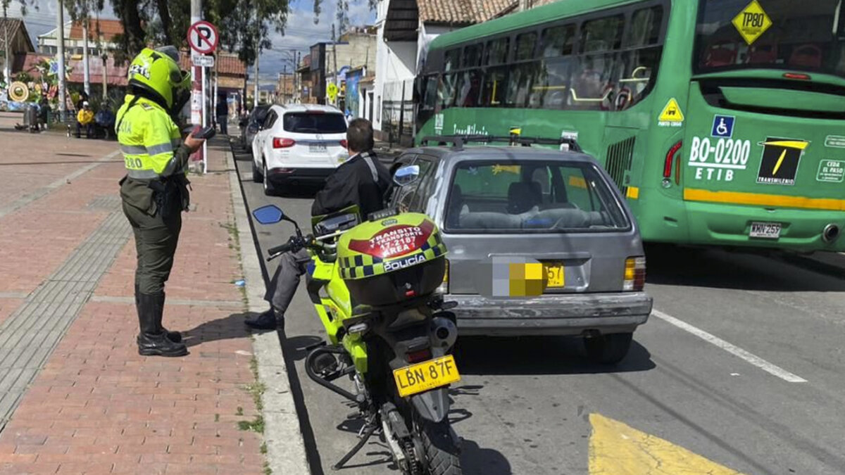 Pille el pico y placa para este viernes Les contamos las restricciones de pico y placa para este viernes 25 de agosto del 2023.