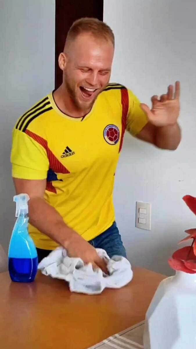 Comité Paralímpico Colombiano quiere que el youtuber alemán Dominc Wolf luzca su camiseta 1 Comité Paralímpico Colombiano quiere que el youtuber alemán Dominc Wolf luzca su camiseta