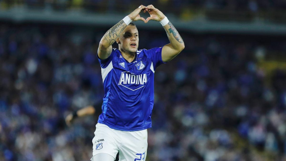 Millonarios superó a Bucaramanga en la ida de los octavos de final de la Copa Colombia 4 Millonarios superó a Bucaramanga en la ida de los octavos de final de la Copa Colombia Los dirigidos por Alberto Gamero vencieron 3 a 1 al Bucaramanga, y Leonardo Castro volvió a ser uno de los más destacados en Millonarios gracias a los dos goles que anotó.