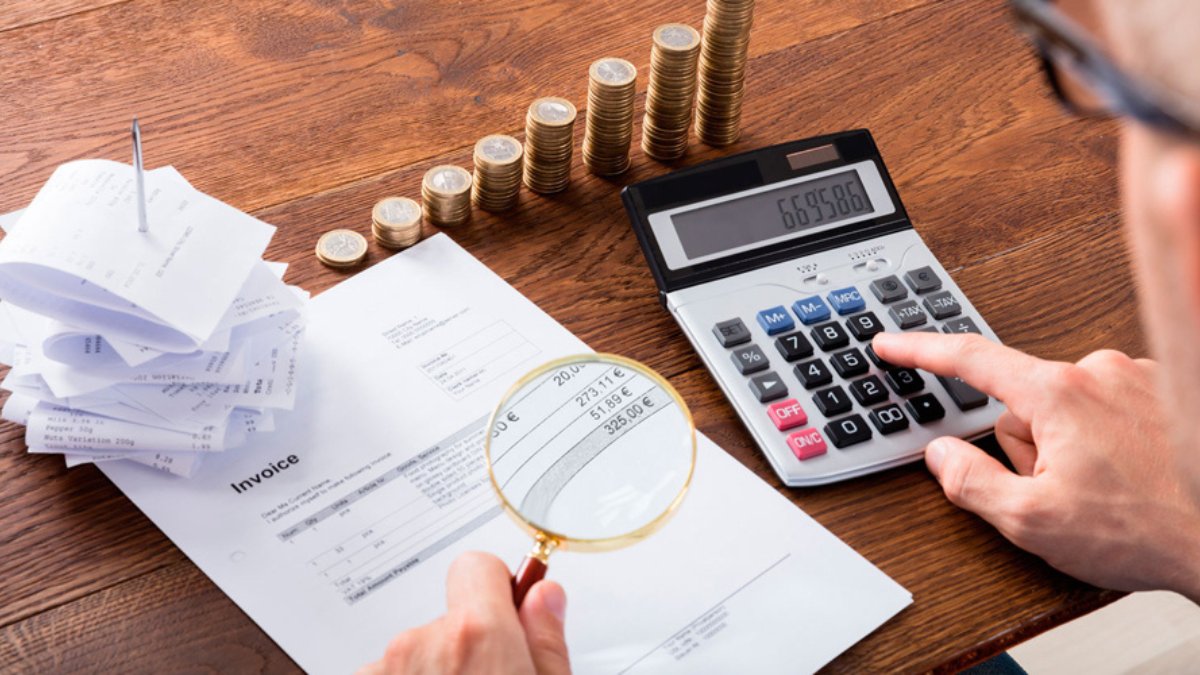 Abecé con la Dian sobre el pago de la declaración de renta Desde este 9 de agosto y hasta el próximo 19 de octubre se está realizando el pago de declaración de renta para personas naturales, y algunos conceptos que son poco conocidos, como la información exógena o la famosa declaración sugerida, que también son de vital importancia a la de hora realizar esta diligencia.