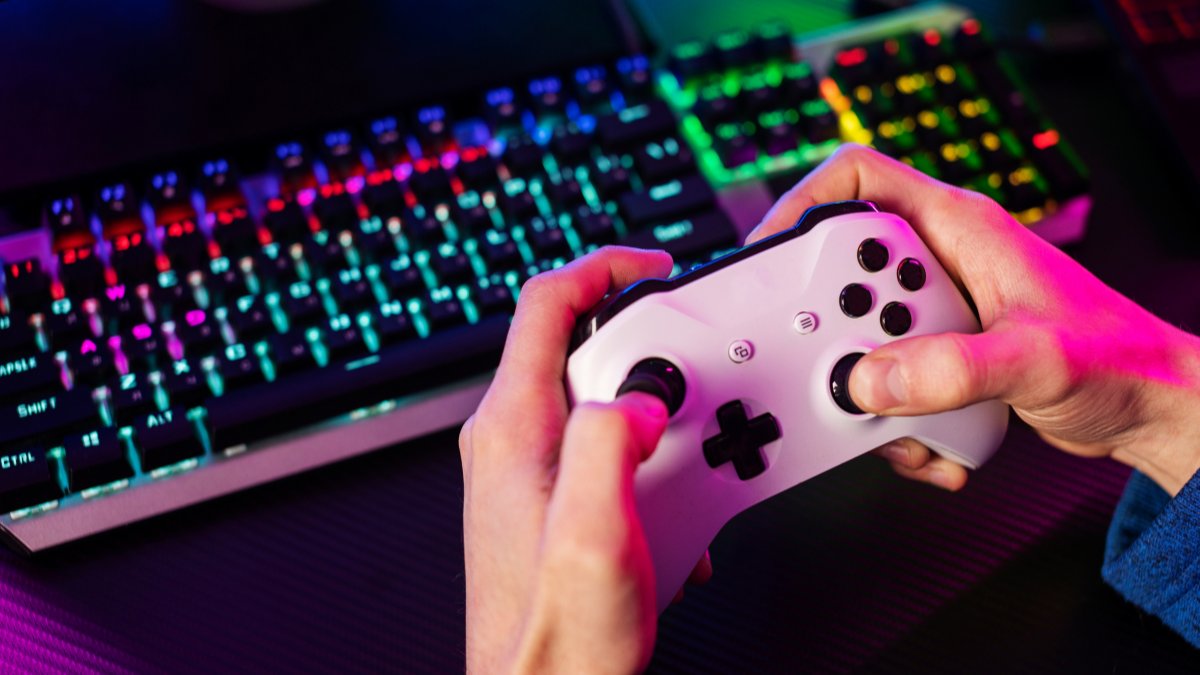 El día gamer, ¿Qué es y por qué se festeja? El Día del Gamer festeja a los aficionados de los videojuegos y recuerda a las personas del común los juegos que marcaron su niñez.