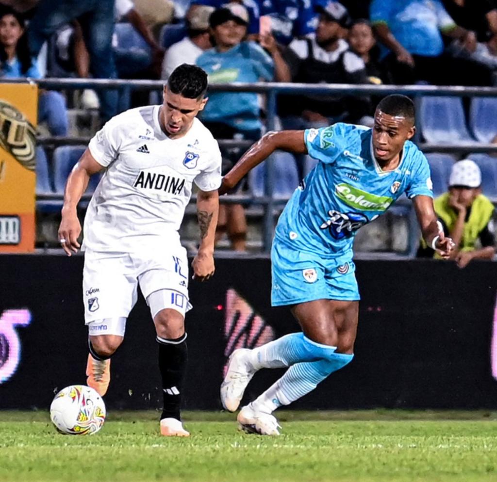 Millonarios cayó 2-0 frente a Jaguares Millonarios sigue dejando dudas sobre su desempeño tras caer 2-0 frente a Jaguares, en Córdoba (Montería) por la fecha quinta.
