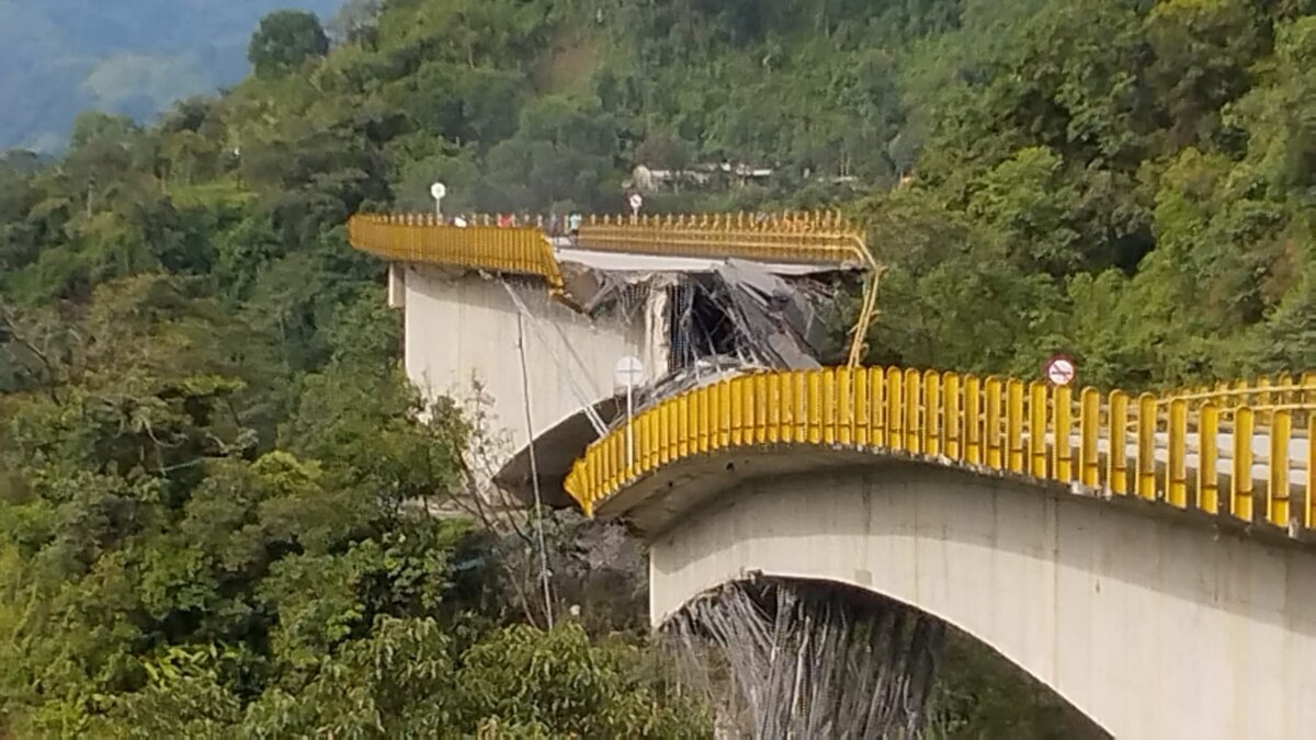 ¡No puede ser! Colapsó puente de Los Grillos en vía alterna al Llano 1 ¡No puede ser! Colapsó puente de Los Grillos en vía alterna al Llano