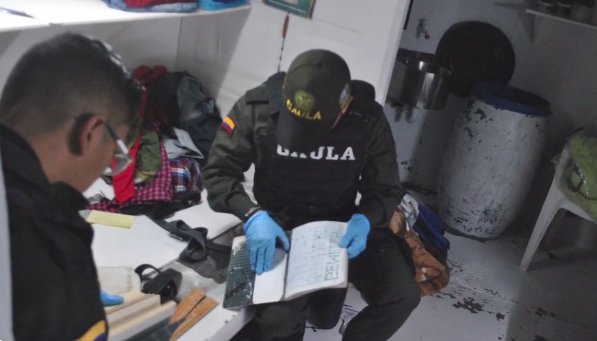 Incautaron 32 celulares utilizados para extorsiones desde la cárcel La Picota 1 Incautaron 32 celulares utilizados para extorsiones desde la cárcel La Picota