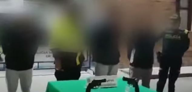 Tres bandidos capturados tras hurto de carro a un conductor de aplicación en Engativá