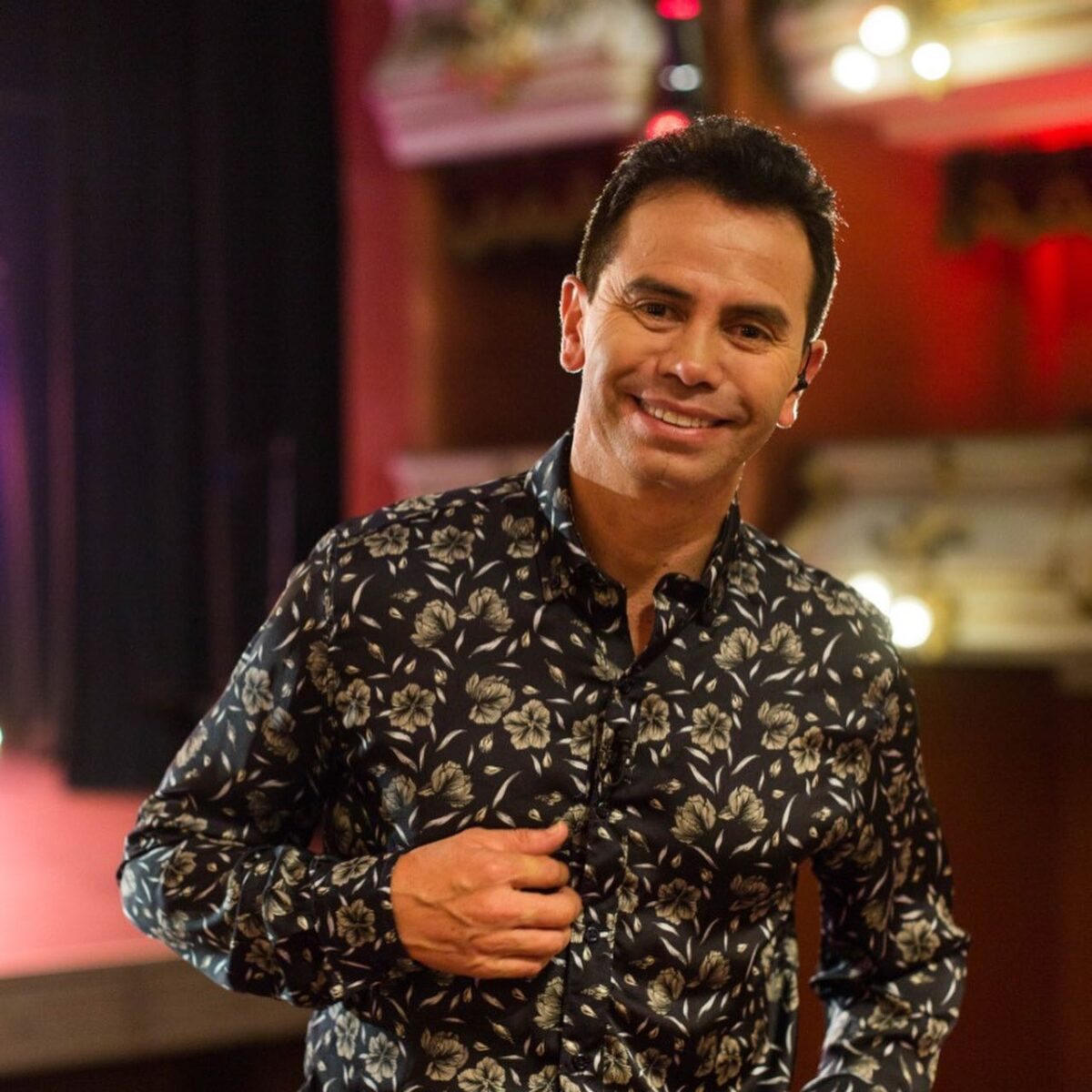 Jhonny Rivera anuncia su segunda fecha en el Movistar Arena por sus 20 años de carrera El cantante de música popular Jhonny Rivera anunció su segunda fecha en el Movistar Arena para celebrar sus 20 años de carrera