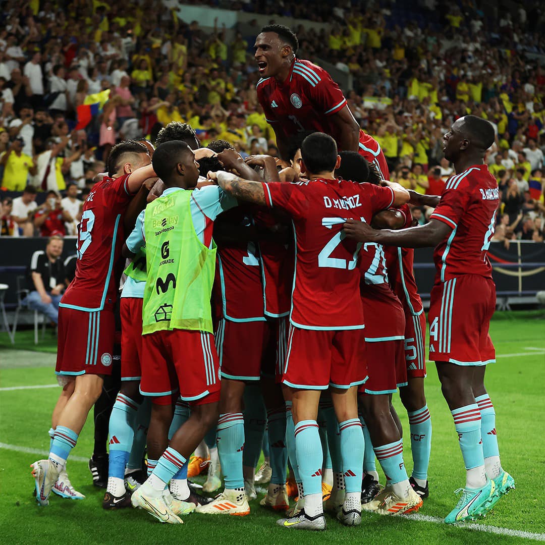 Lista la Selección Colombia que jugará en Estados Unidos la Copa América 2 Lista la Selección Colombia que jugará en Estados Unidos la Copa América El técnico de la Selección Colombia, Néstor Lorenzo, presentó la lista de jugadores que disputarán, el 8 y 15 de junio, en Estados Unidos, ante ese país y Bolivia, los amistosos. Esta será la base que afrontará la Copa América desde el 20 de junio.