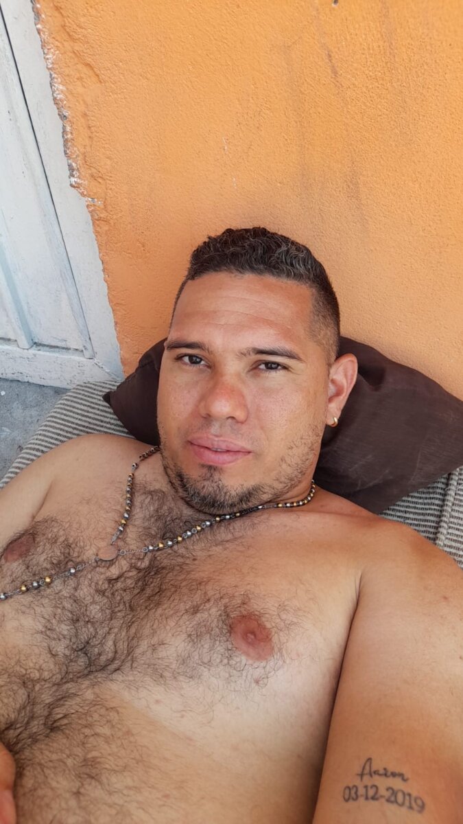 Buscando el sueño americano: colombiano murió cruzando el Río Bravo Abel Eduardo Consuegra Santiago es otro colombiano que pierde la vida buscando el sueño americano. El barranquillero, de 32 años, murió cruzando el temido Río Bravo, frontera entre México y los Estados Unidos.