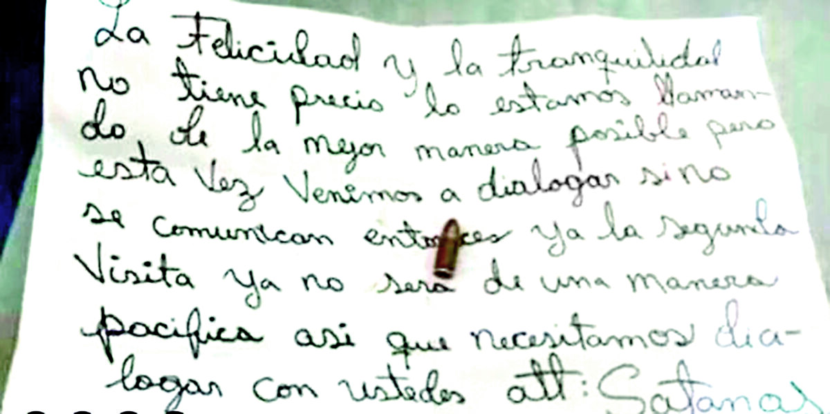 Así fue como sicarios acabaron con la vida de Silvio en Kennedy 2 Así fue como sicarios acabaron con la vida de Silvio en Kennedy Silvio Mamián, de 30 años, fue asesinado a bala por un sujeto que se movilizaba en moto en la localidad de Kennedy.