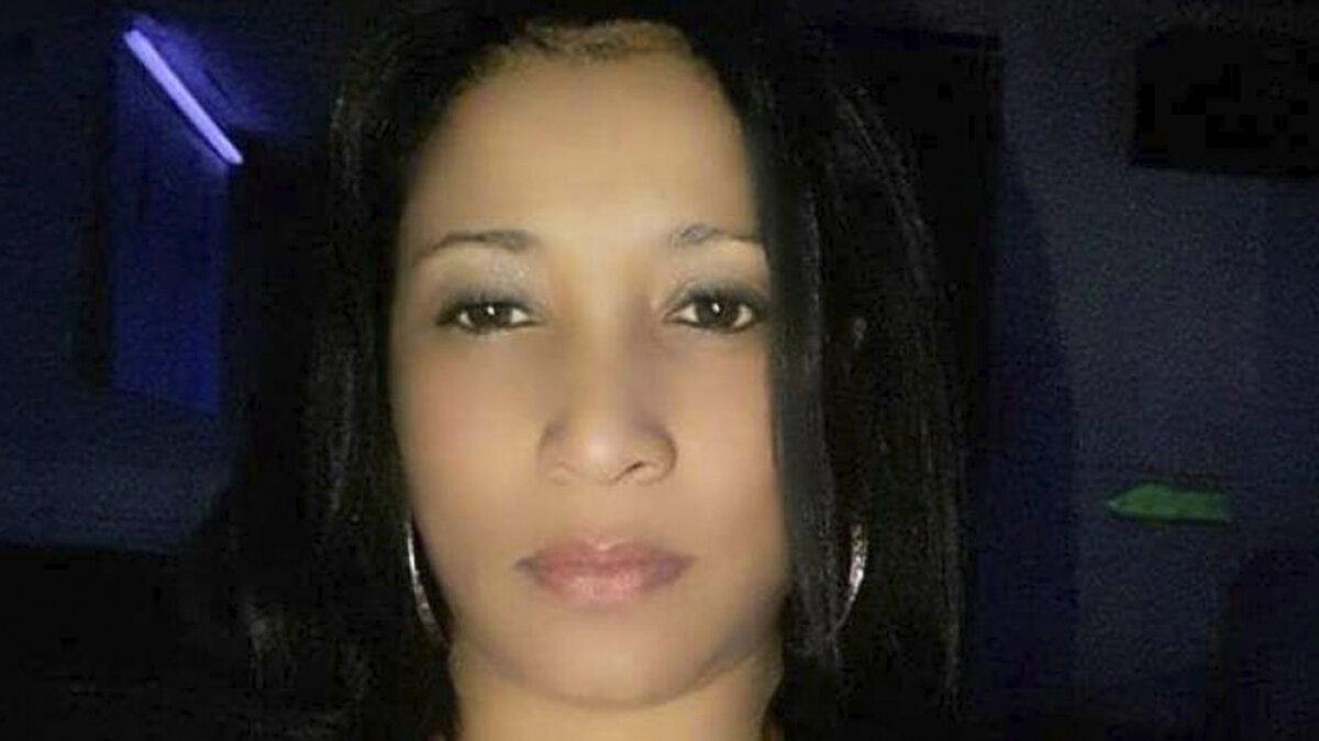 Atroz crimen de colombiana a manos de su vecino en Chile La colombiana fue vilmente asesinada en Chile por su vecino, quien ya venía intimidándola desde hacía varias semanas.