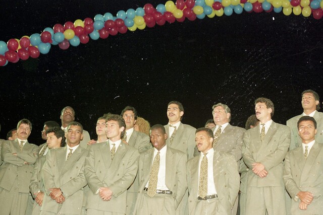 Se cumplen 30 años del histórico 5-0 de Colombia contra Argentina 3 Se cumplen 30 años del histórico 5-0 de Colombia contra Argentina Este martes no es un día como cualquier otro, hoy el país entero conmemora el histórico triunfo de la Selección Colombia frente a Argentina el 5 de septiembre de 1993, triunfo que permitió que 'La Tricolor' se clasificara directamente al Mundial en Estados Unidos.