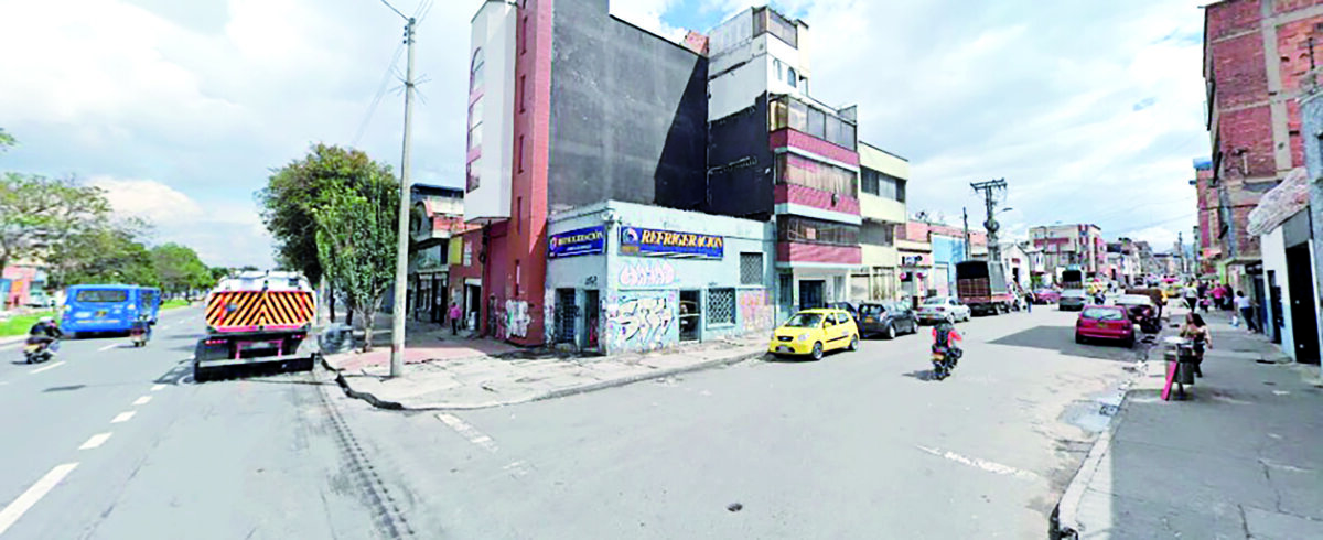 Capturan a presunto feminicida en flagrancia en Santa Fe 1 Capturan a presunto feminicida en flagrancia en Santa Fe El sujeto fue capturado a pocas cuadras de donde había asesinado a la mujer, en el barrio Santa Fe, de la localidad de Los Mártires.