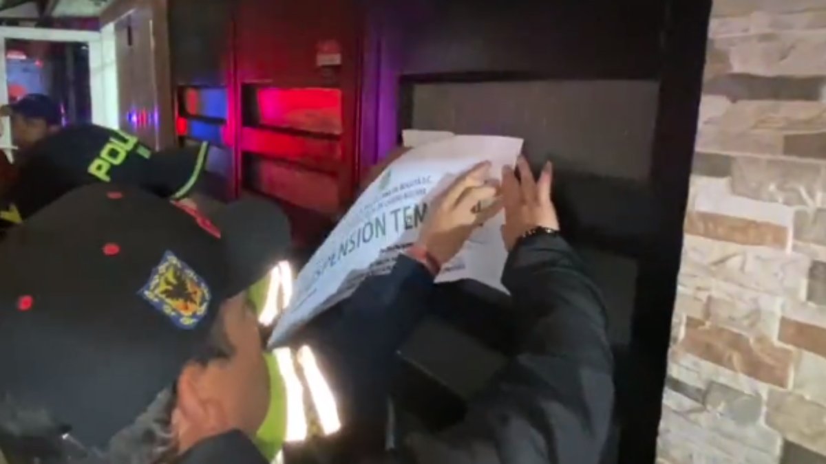 Cerraron 'La Casita del Amor' en Ciudad Bolívar 7 Cerraron 'La Casita del Amor' en Ciudad Bolívar En el barrio Madelena de la localidad de Ciudad Bolívar operaba un prostíbulo que funcionaba de manera clandestina, conocido como 'La Casita del Amor' el cual promocionaba sus servicios a través de las redes sociales.