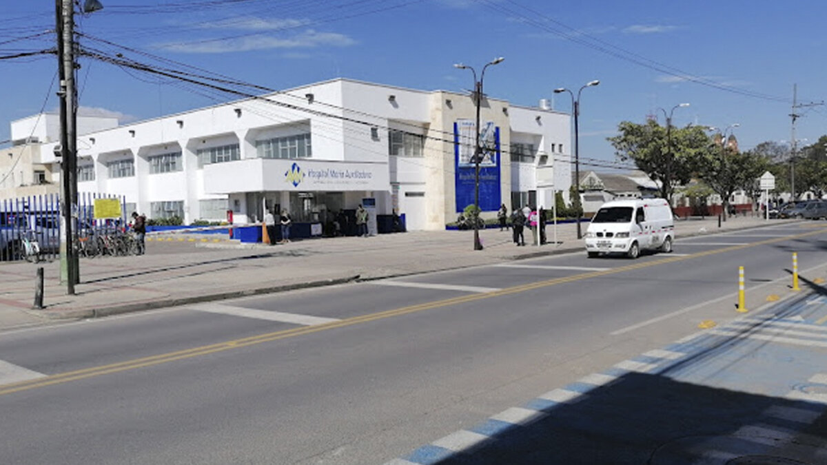 Dudas en el crimen de Ángel en Mosquera En nuestra edición del pasado 5 de septiembre publicamos el homicidio de un hombre en el  municipio de Mosquera. La víctima, según la Policía, había sido agredida en medio de una riña. No obstante, los familiares del hoy occiso se comunicaron con Q'HUBO para relatarnos otra versión de los hechos. 